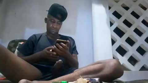 Snapshot of blackhanter69 chatting on September 16, 4:52 pm blackhanter69 online show from September 16, 4:52 pm