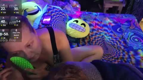 blacklightparty69 online show from June 6, 1:11 am