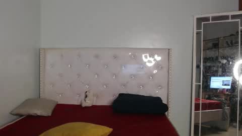 Cleo online show from March 12, 9:54 pm