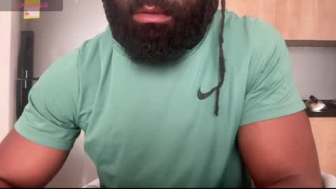 blackmuscles77 online show from April 7, 2:50 pm