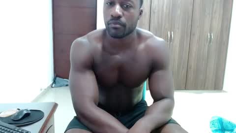 Snapshot of blacknikes chatting on June 16, 4:59 am Twtter 1MikeBeckford Onlyfns beckfordmike online show from June 16, 4:59 am