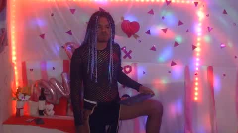 i am D.L online show from February 12, 2:03 am