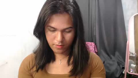 Ellez online show from October 28, 7:05 pm