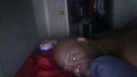 Snapshot of blackteddybear chatting on February 20, 10:21 pm blackteddybear online show from February 20, 10:21 pm