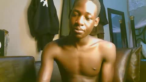 blacktwinkl online show from April 11, 8:35 pm