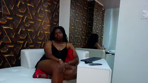 blackvelvet013 online show from December 15, 1:04 pm