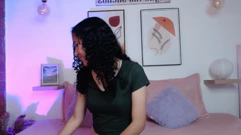 Snapshot of blackvelvetx69 chatting on November 14, 1:32 pm blackvelvetx69 online show from November 14, 1:32 pm