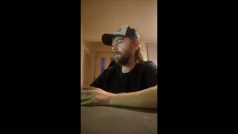 Snapshot of blackvswhite2022 chatting on December 14, 7:25 am blackvswhite2022 online show from December 14, 7:25 am