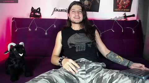 Dave online show from December 16, 9:31 pm