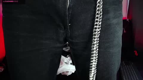 Dave online show from December 18, 7:19 pm