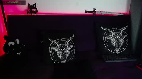 Dave online show from February 18, 9:42 pm