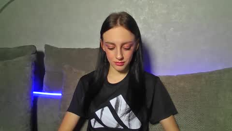 Ivy online show from February 23, 3:53 pm