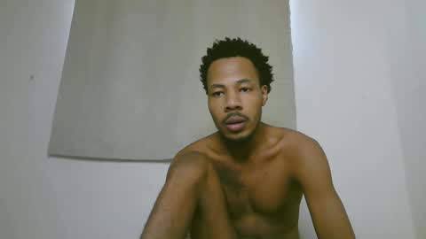 Snapshot of blackzilian_ chatting on September 14, 7:29 am HASSAN online show from September 14, 7:29 am