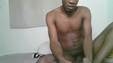 Snapshot of blackzilian_ chatting on September 18, 5:20 am HASSAN online show from September 18, 5:20 am