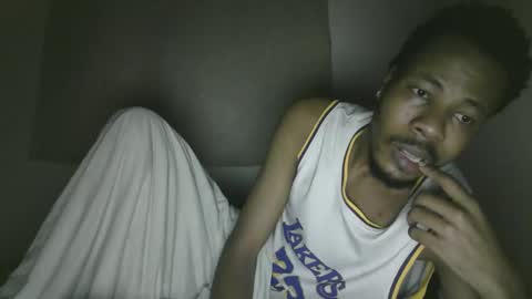 Snapshot of blackzilian_ chatting on October 19, 10:32 pm HASSAN online show from October 19, 10:32 pm