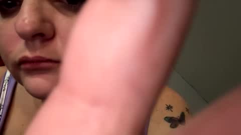 blah061 online show from February 21, 3:29 am