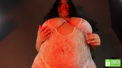 Snapshot of blair_curvy chatting on June 19, 1:26 pm Blair online show from June 19, 1:26 pm