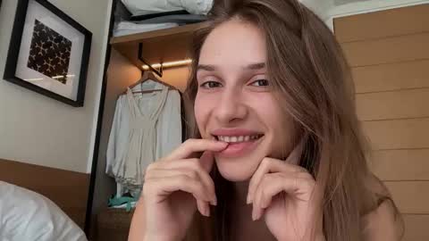 Snapshot of blair_foxxxy chatting on September 12, 4:01 am Blair online show from September 12, 4:01 am