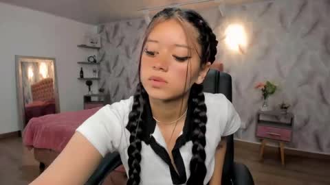 Snapshot of blair_harrison chatting on November 5, 11:43 am Blair online show from November 5, 11:43 am