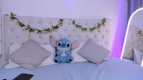    online show from October 8, 11:13 pm