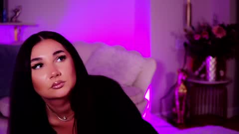 BlaireBloom online show from April 3, 1:20 pm