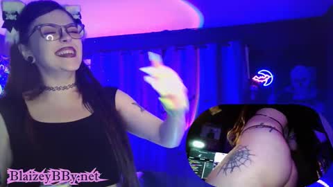 BlaizeyBBy online show from February 27, 10:26 am