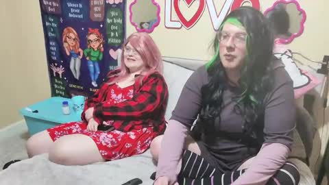 Snapshot of blakelytgirl chatting on February 5, 6:18 am Blakely Morningstar online show from February 5, 6:18 am