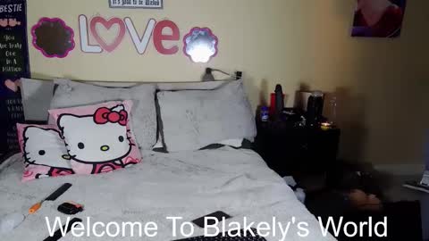 Snapshot of blakelytgirl chatting on February 11, 11:10 pm Blakely Morningstar online show from February 11, 11:10 pm