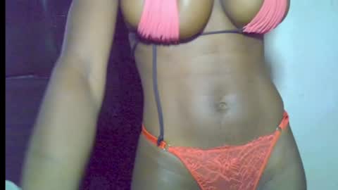 nikky00 online show from June 20, 7:33 am