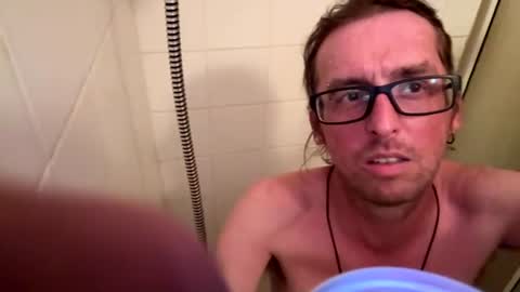 Snapshot of blastrermaster chatting on July 4, 1:39 pm blastrermaster online show from July 4, 1:39 pm