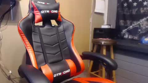 Snapshot of blazingslow chatting on December 25, 9:24 am blazingslow online show from December 25, 9:24 am