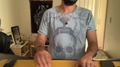 bleakshado online show from December 17, 11:33 pm