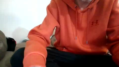 Snapshot of bliinkky3675 chatting on February 6, 4:03 pm Banana boy blinky online show from February 6, 4:03 pm