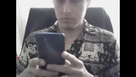 Snapshot of blinded2000 chatting on February 23, 7:11 pm blinded2000 online show from February 23, 7:11 pm