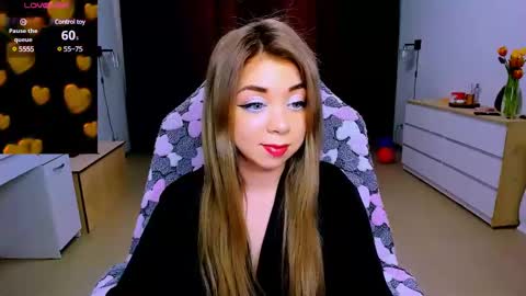 Nicole online show from March 11, 6:21 am