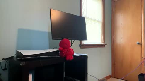 Blissful Foxtrot online show from March 15, 4:35 pm