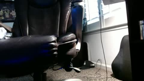 blk_nthick online show from February 16, 3:27 pm