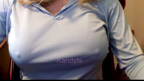 Snapshot of blkandy23 chatting on October 18, 2:51 pm Kandyts online show from October 18, 2:51 pm