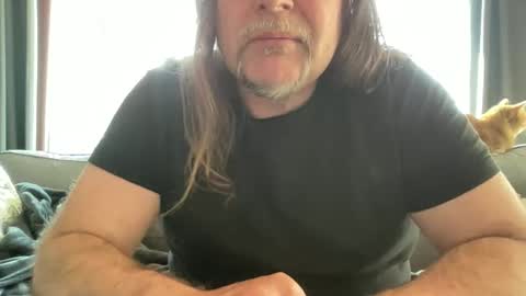 BlIdoL online show from April 2, 10:57 am