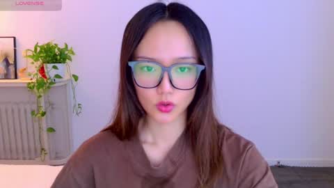 Snapshot of blon_kater chatting on June 25, 8:30 am YoYo online show from June 25, 8:30 am