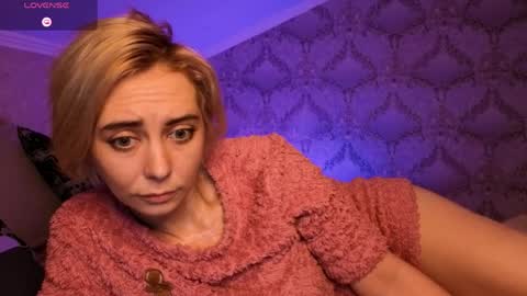 Ann and Lion online show from April 7, 9:37 pm