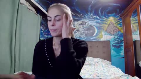 blonde4pasion online show from November 14, 5:00 pm