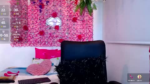 Snapshot of blonde_squirt_ chatting on January 28, 3:36 am blonde_squirt_ online show from January 28, 3:36 am