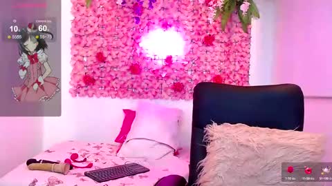 Snapshot of blonde_squirt_ chatting on February 19, 4:01 am blonde_squirt_ online show from February 19, 4:01 am