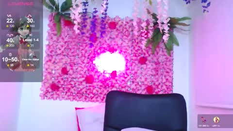 Snapshot of blonde_squirt_ chatting on February 20, 9:42 pm blonde_squirt_ online show from February 20, 9:42 pm