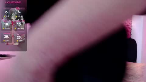 Snapshot of blonde_squirt_ chatting on February 22, 5:34 am blonde_squirt_ online show from February 22, 5:34 am