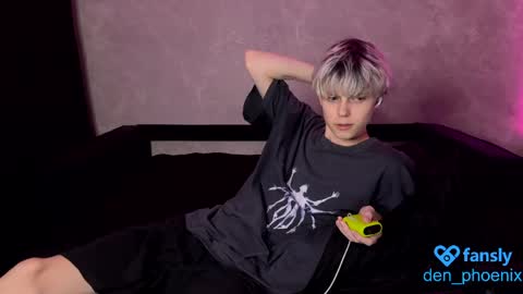 Kieran and Den online show from April 17, 10:13 pm