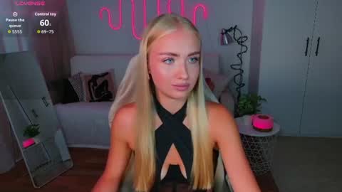 Nessa online show from June 21, 11:02 am