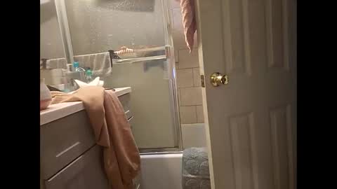 Gia  online show from January 5, 7:17 pm