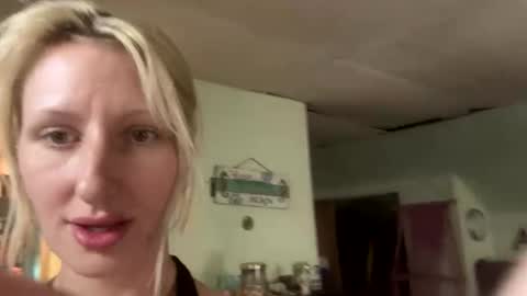 Gia  online show from September 16, 4:41 pm